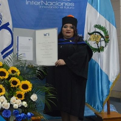 Significado de la toga universitaria en Guatemala 6