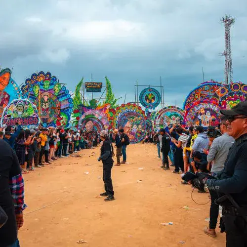 Historia de los barriletes gigantes en Guatemala