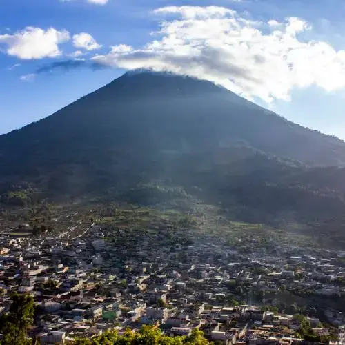 Qué es el reto de las 37 Cumbres de Guatemala