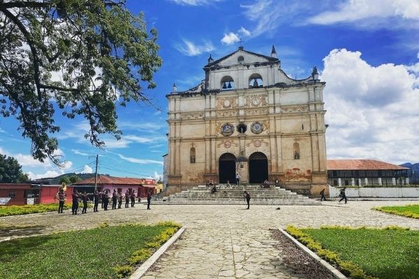 Historia del onomástico o usanza castellana en Guatemala-01