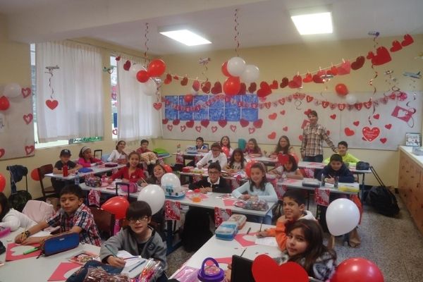 Actividades escolares que se hacían en el Día del Cariño en Guatemala-01