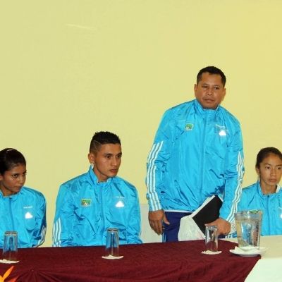 biografia de julio urias (6)