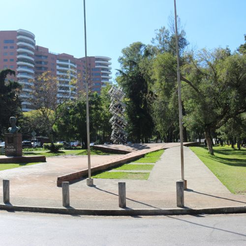 Historia de la Plaza Colombia en la ciudad de Guatemala 