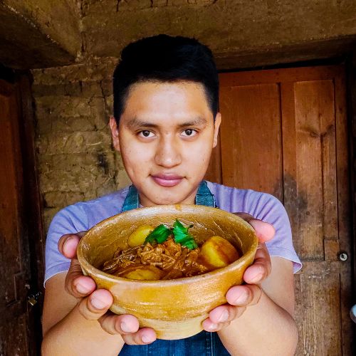 Miguel Babo, creador de contenido originario de Baja Verapaz, Guatemala 