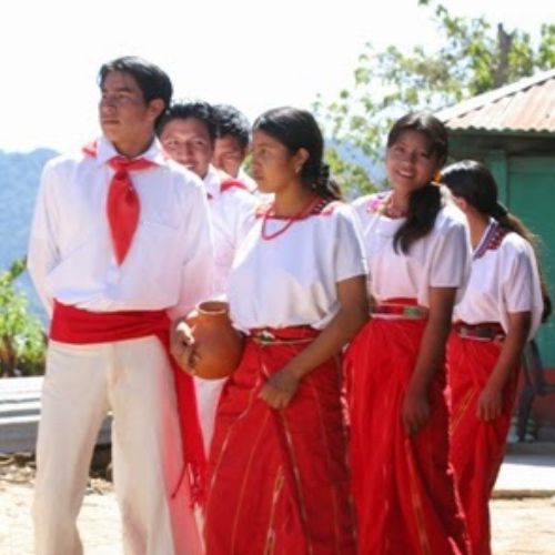 Palabras en tektiteko, un idioma proveniente de Guatemala 
