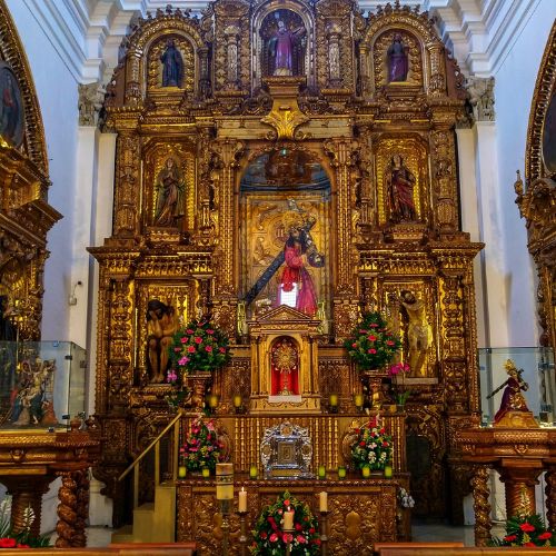 Significado y principales características de los retablos en Guatemala
