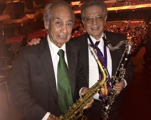 Robelio Méndez en un concierto de saxofón
