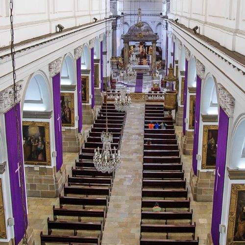 ¿Por qué se usa el color morado en la Semana Santa