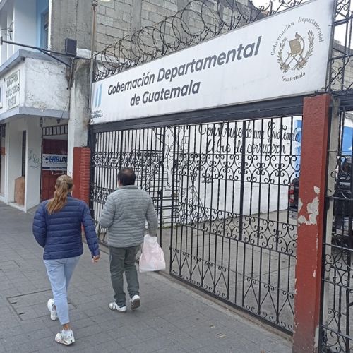 ¿Qué hace el gobernador departamental