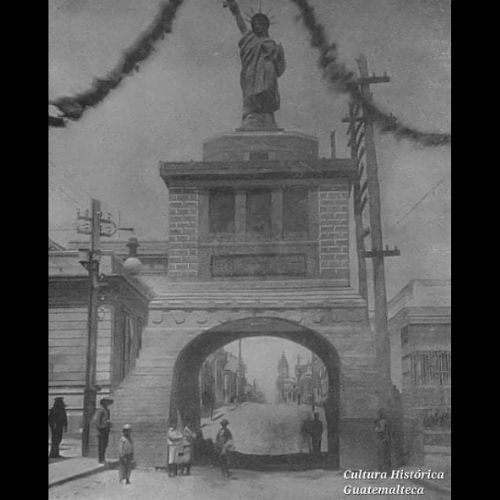 La Estatua de la Libertad que existió en Guatemala