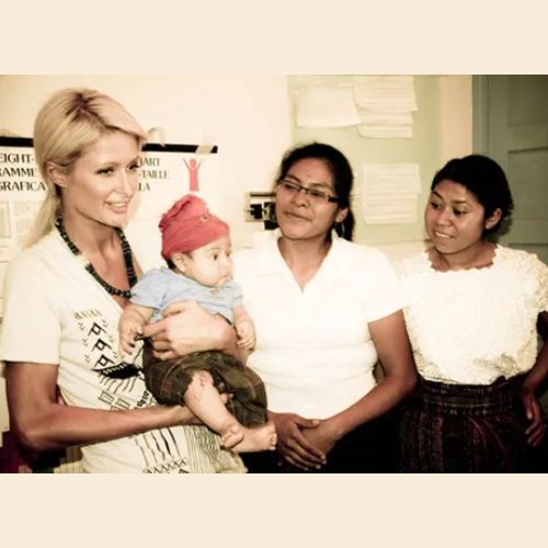 Paris Hilton en Guatemala Así fue la visita de la socialité en el 2009
