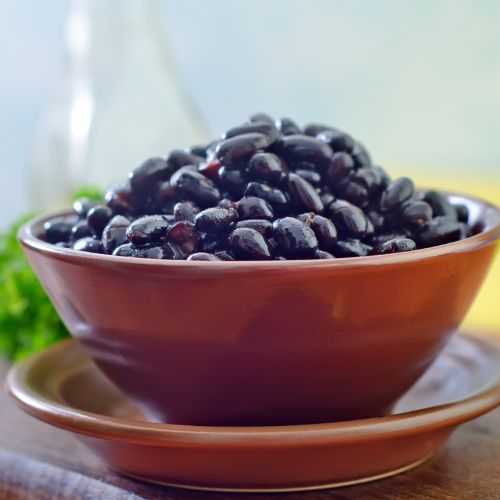 Receta para preparar frijoles con quequesque guatemaltecos