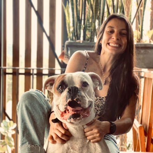 Biografía de Andrea Henry, locutora guatemalteca