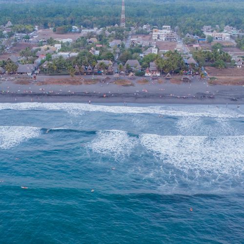 Playa El Paredón en Escuintla, Guatemala