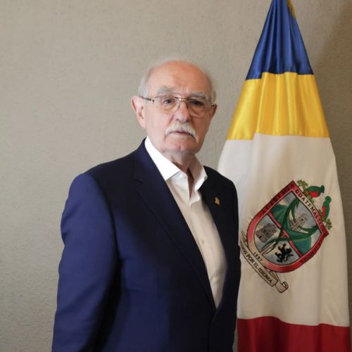 Biografía de Francisco Pérez de Antón, escritor y periodista nacionalizado guatemalteco