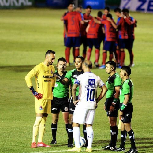 Biografía de Walter López