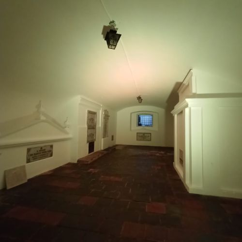 Historia de las criptas en la Catedral Metropolitana 