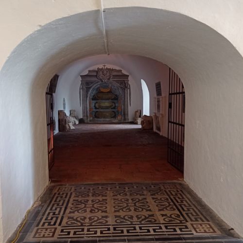 Historia de las criptas en la Catedral Metropolitana 