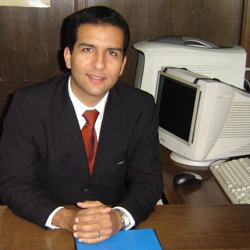 Biografía de Hugo Díaz
