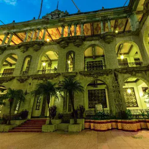 Por qué el Palacio Nacional de la Cultura en Guatemala es de color verde