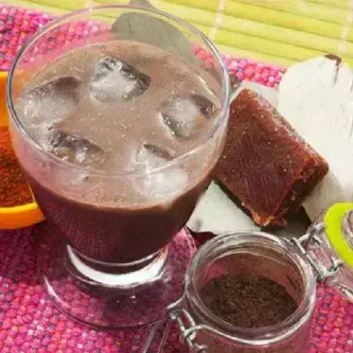 Receta para hacer fresco de pinol en Guatemala