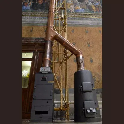 Qué significa el humo blanco y humo negro en la elección de un nuevo Papa