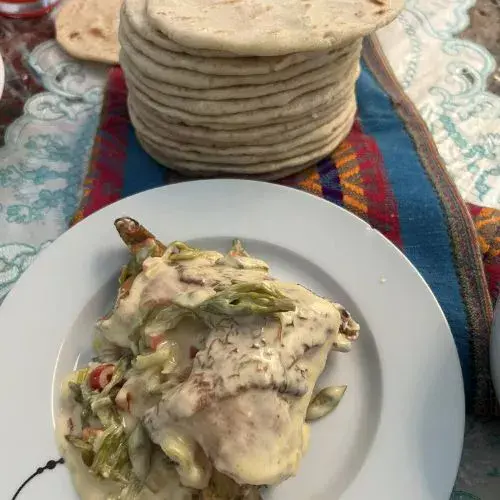 gallina en crema oriente de Guatemala