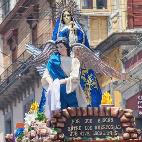 las alegorías procesionales en Guatemala