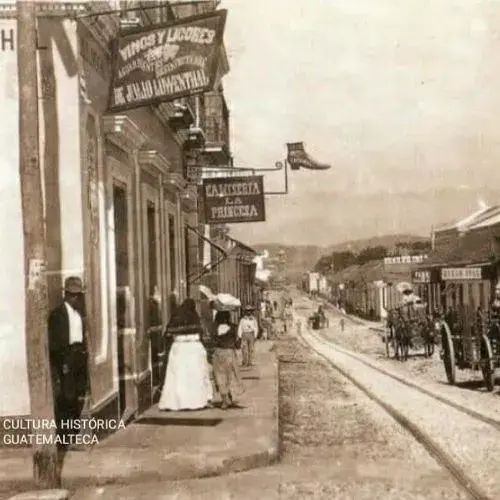 Calle de los Mercaderes u Octava Calle en la Zona 1