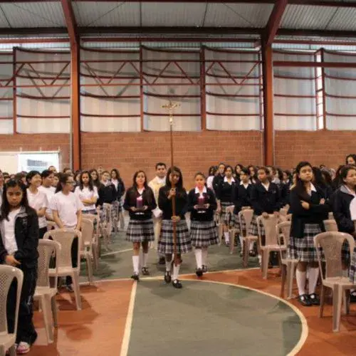 Colegio La Asunción en Zona 10