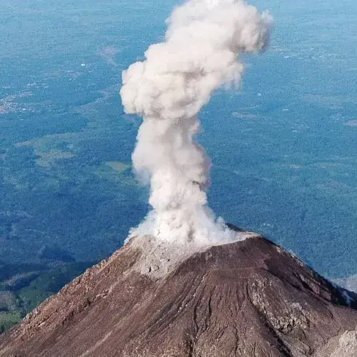 Volcán Santiaguito en Guatemala