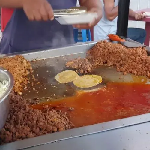 Receta para hacer tacos de carreta en Guatemala