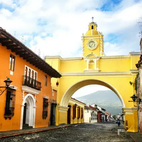diferencia entre Feriado y asueto en Guatemala