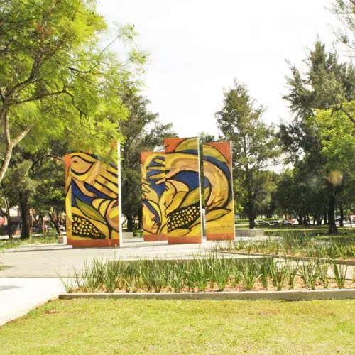 Historia de la Plaza Ecuador