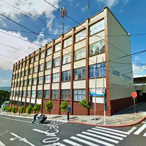 El liceo salesiano en la Zona 8