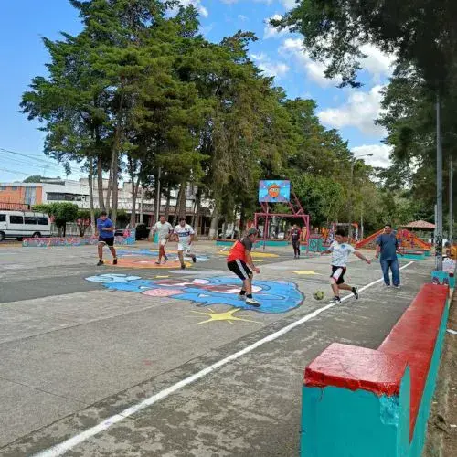 Historia de la Colonia Centroamerica en la Zona 7