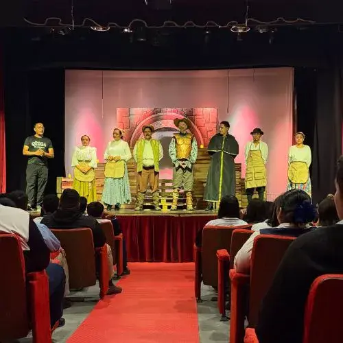 Teatro Mágico Marcel