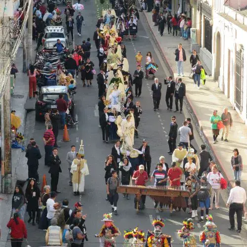 características de un rezado en Guatemala