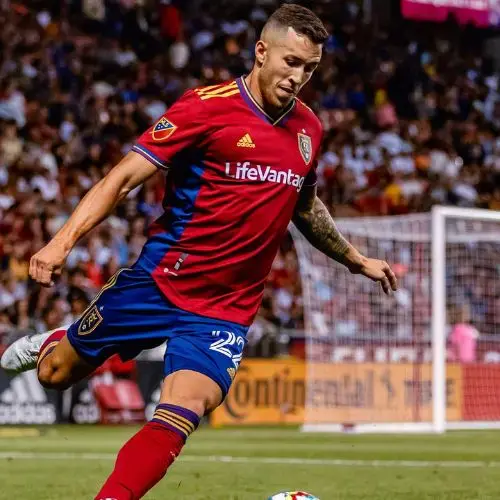 Aaron Herrera con el Real Salt Lake