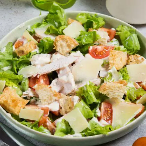 Receta para hacer ensalada César en Guatemala