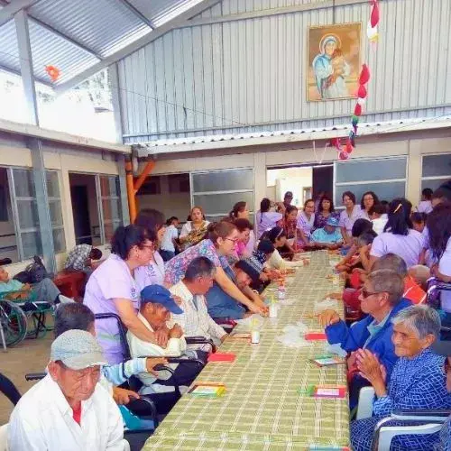 cómo fueron las visitas de la Madre Teresa de Calcuta a Guatemala