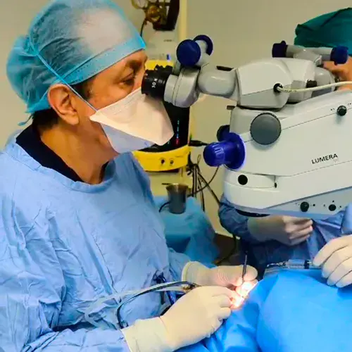 Carlos León Roldán